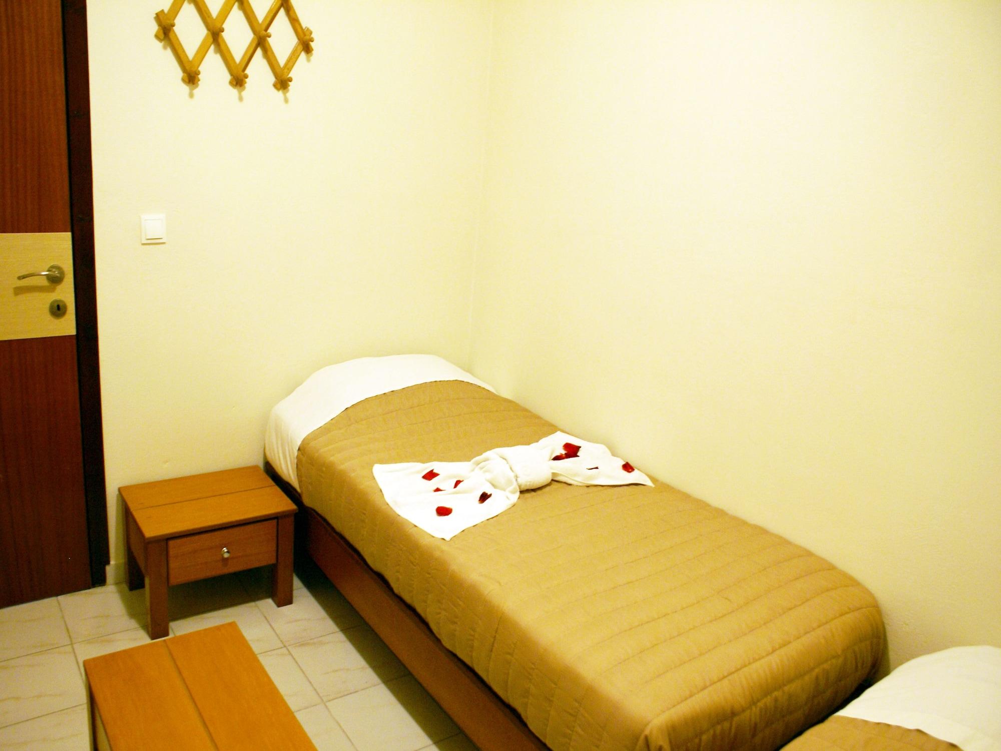Golden Sun Aparthotel Tigkaki  Exterior photo