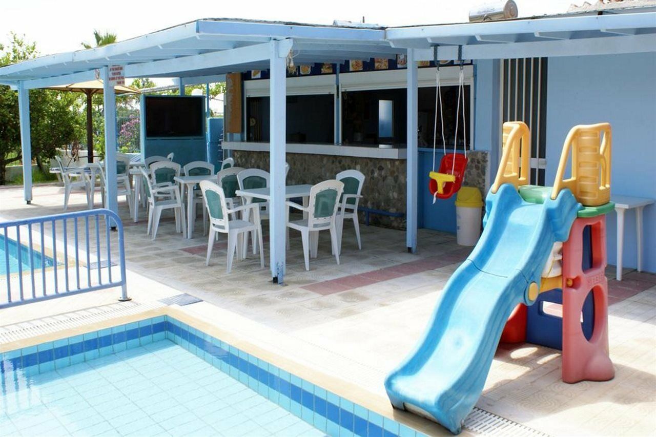 Golden Sun Aparthotel Tigkaki  Exterior photo